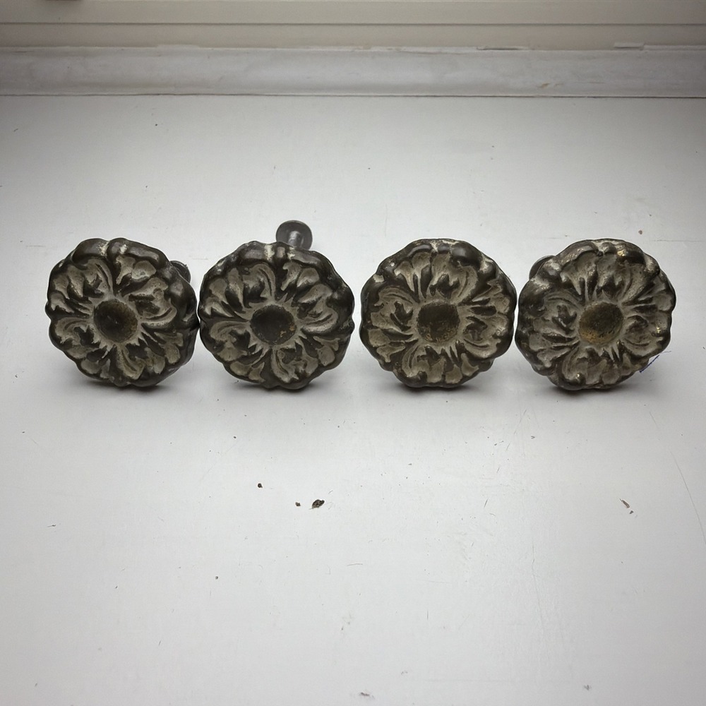 Vintage Brass Drawer Knob Floral Design White Brass Set If 4 Provincial